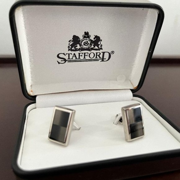 Stafford Cufflinks - Picture 1 of 1